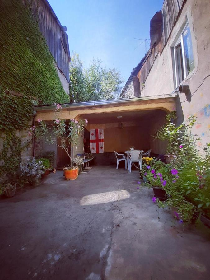 Host Family Hotel Akhaltsikhe  Bagian luar foto