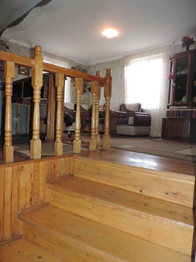 Host Family Hotel Akhaltsikhe  Bagian luar foto